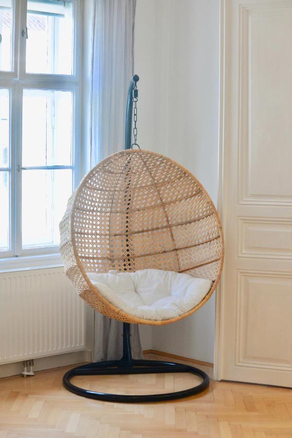 Beautiful Flat Next To Karlskirche Wien Ngoại thất bức ảnh